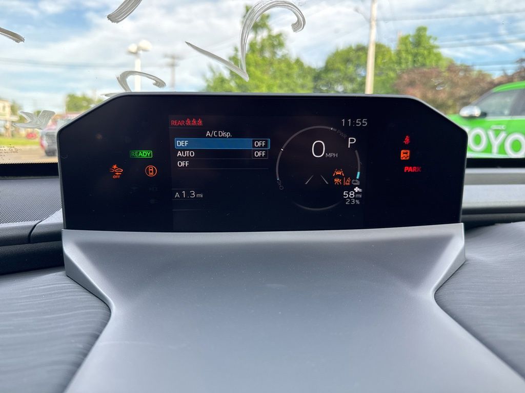 2026 Toyota C-HR SE - Photo 9