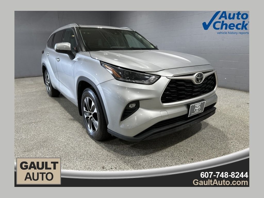 Used 2021 Toyota Highlander XLE SUV