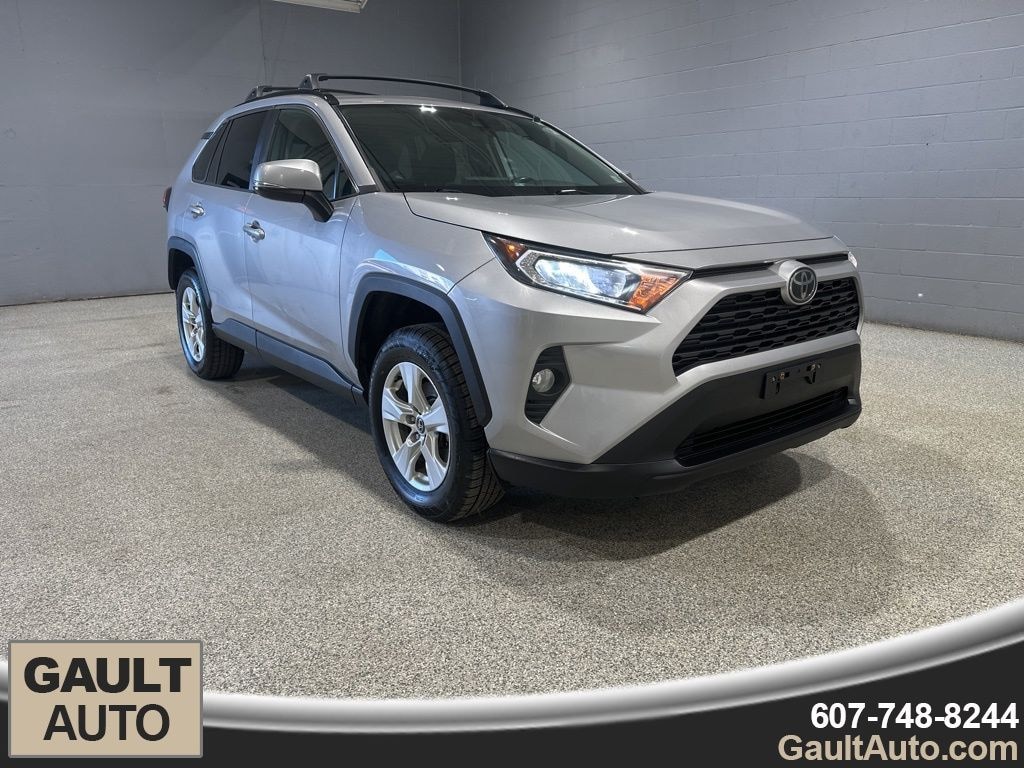Used 2020 Toyota RAV4 XLE SUV