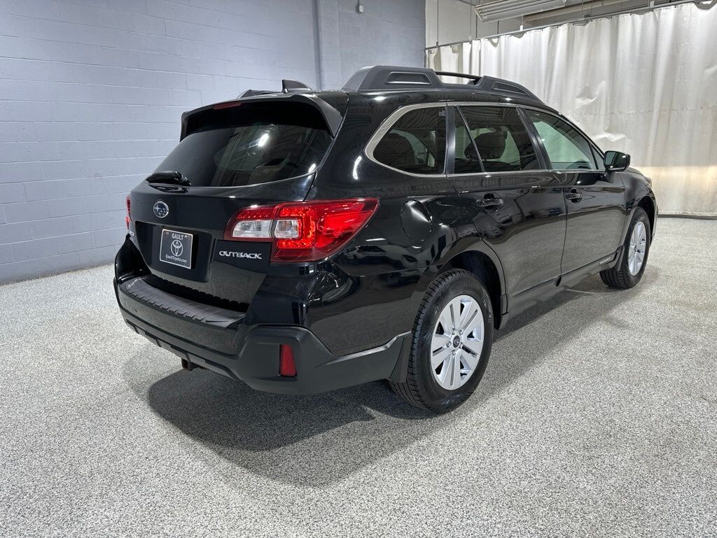 Used 2019 Subaru Outback 2.5i Premium SUV