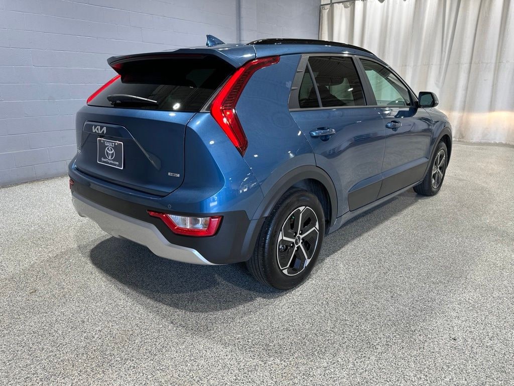 Used 2024 Kia Niro EX SUV