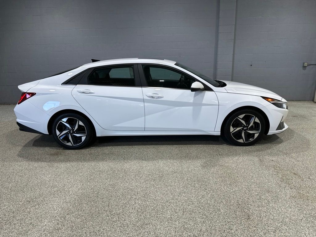 Used 2023 Hyundai Elantra Hybrid Limited Sedan