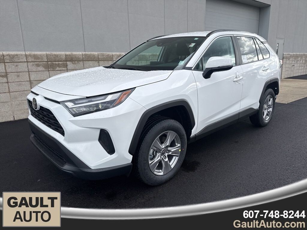 New 2025 Toyota RAV4 XLE SUV
