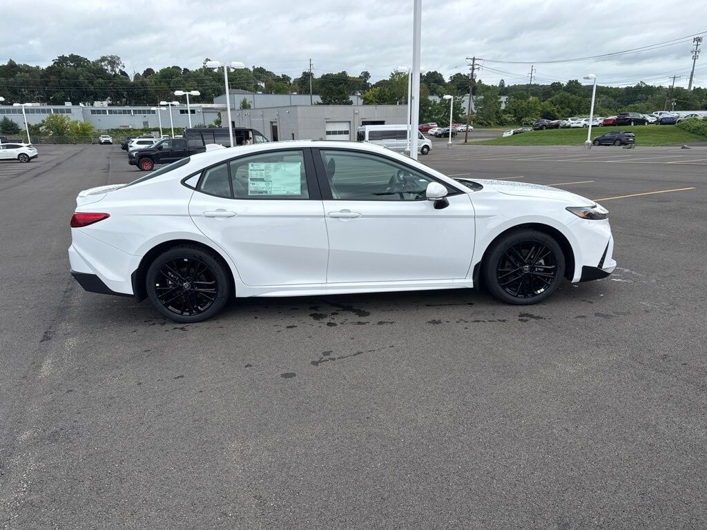New 2026 Toyota Camry SE Sedan