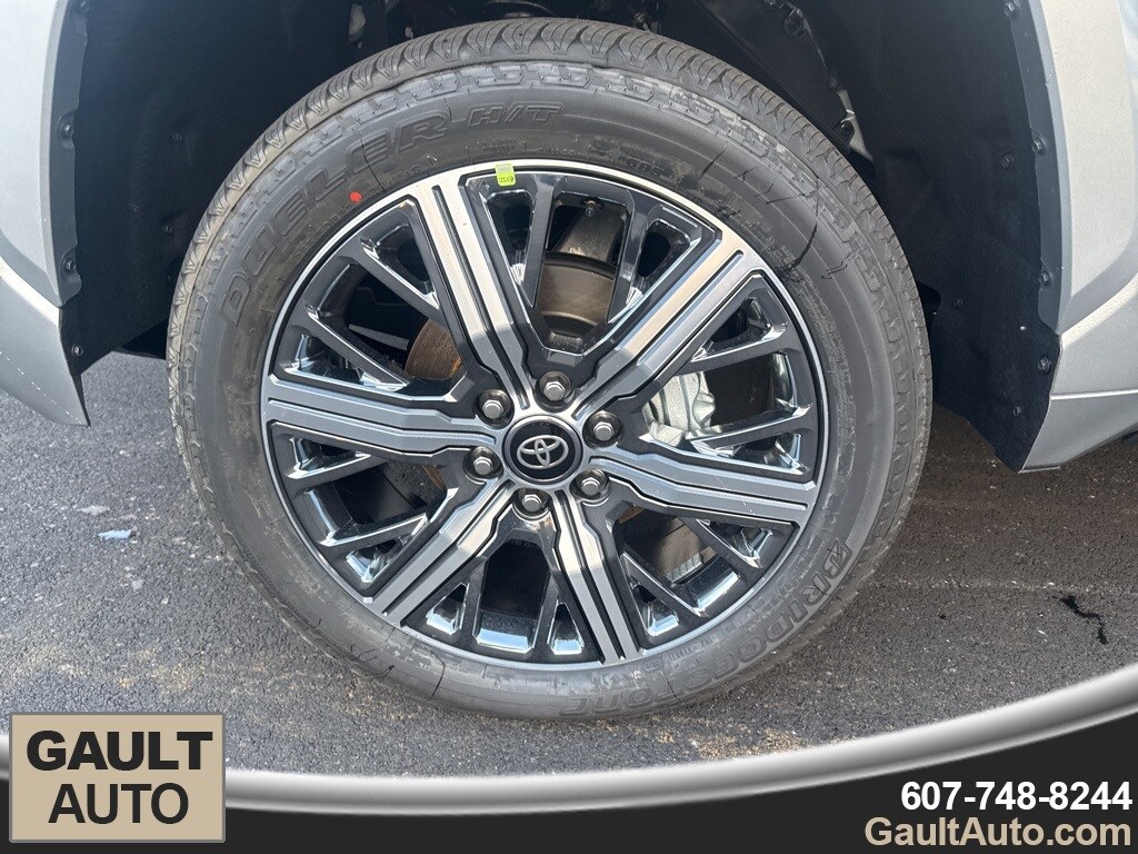 2026 Toyota Tundra CapStone photo 2