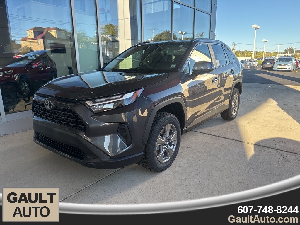 New 2025 Toyota RAV4 XLE SUV