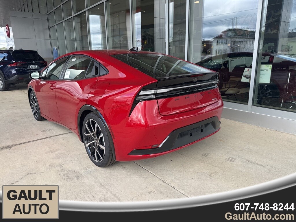 New 2026 Toyota Prius Plug-In Hybrid XSE Hatchback