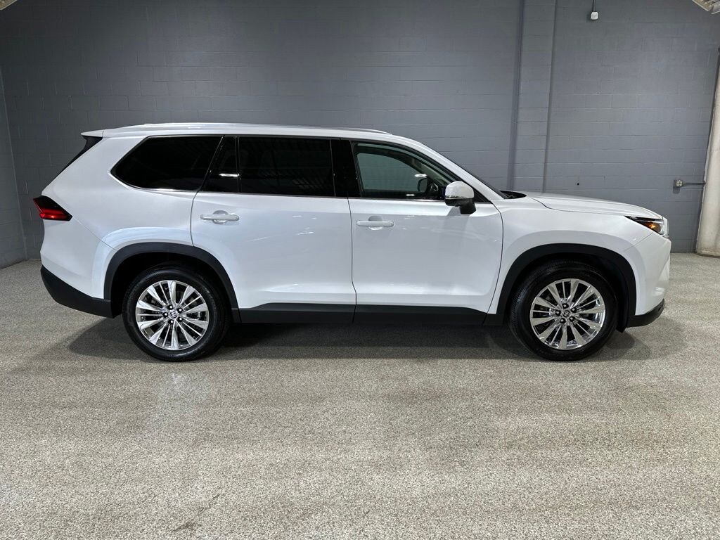 Used 2025 Toyota Grand Highlander Platinum SUV