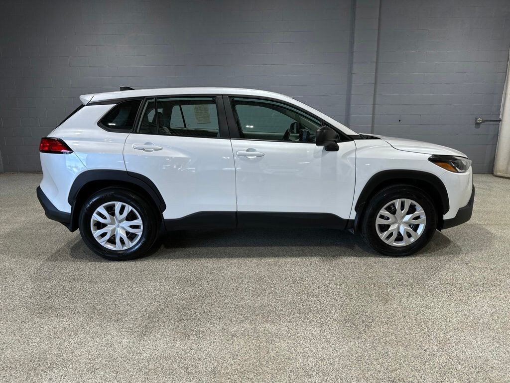 Used 2025 Toyota Corolla Cross L SUV
