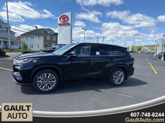 2026 Toyota Highlander Hybrid Platinum SUV