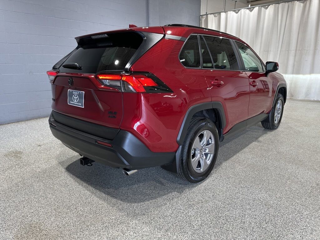 Used 2025 Toyota RAV4 XLE SUV