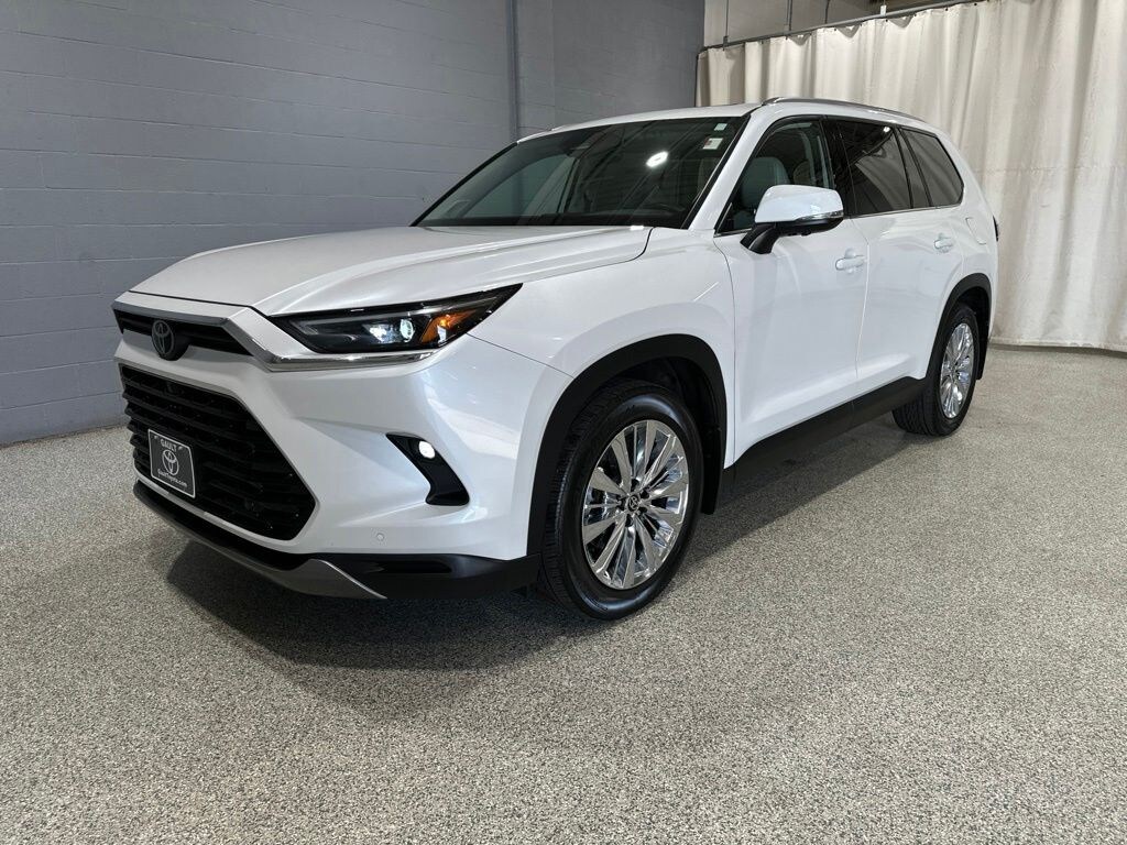 Used 2024 Toyota Grand Highlander Platinum SUV