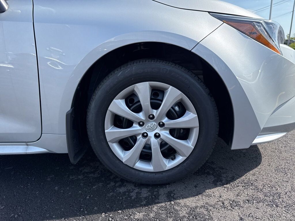 New 2026 Toyota Corolla LE Sedan