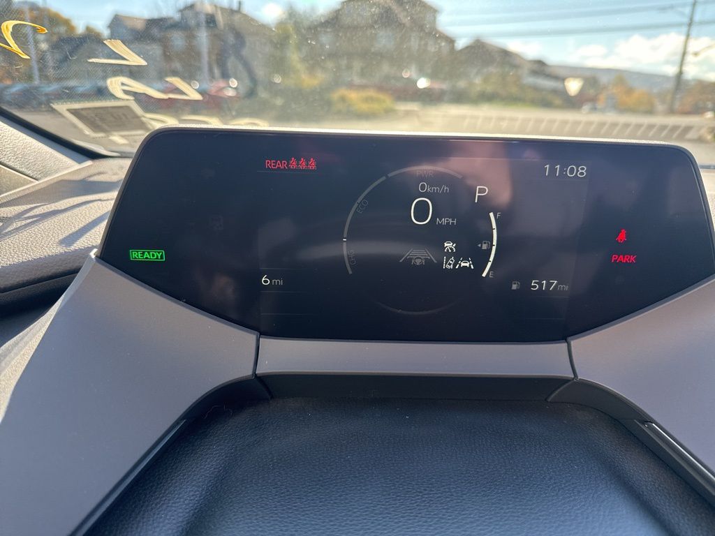 2026 Toyota Prius LE - Photo 9