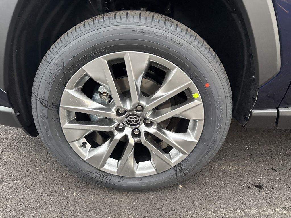 New 2025 Toyota RAV4 Limited SUV