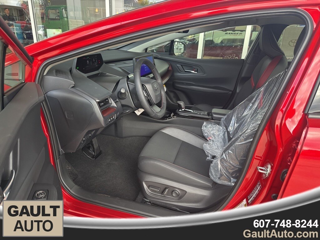 New 2026 Toyota Prius Plug-In Hybrid XSE Hatchback