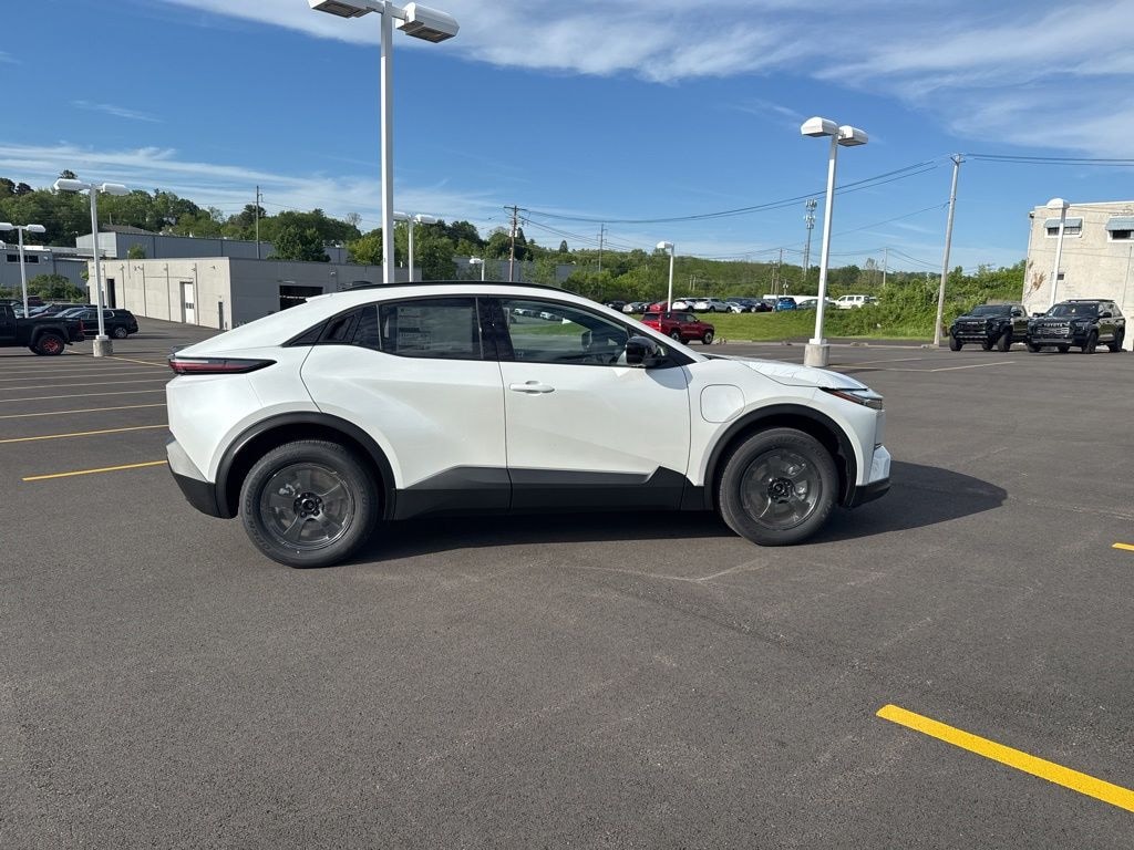 New 2026 Toyota C-HR SE SUV