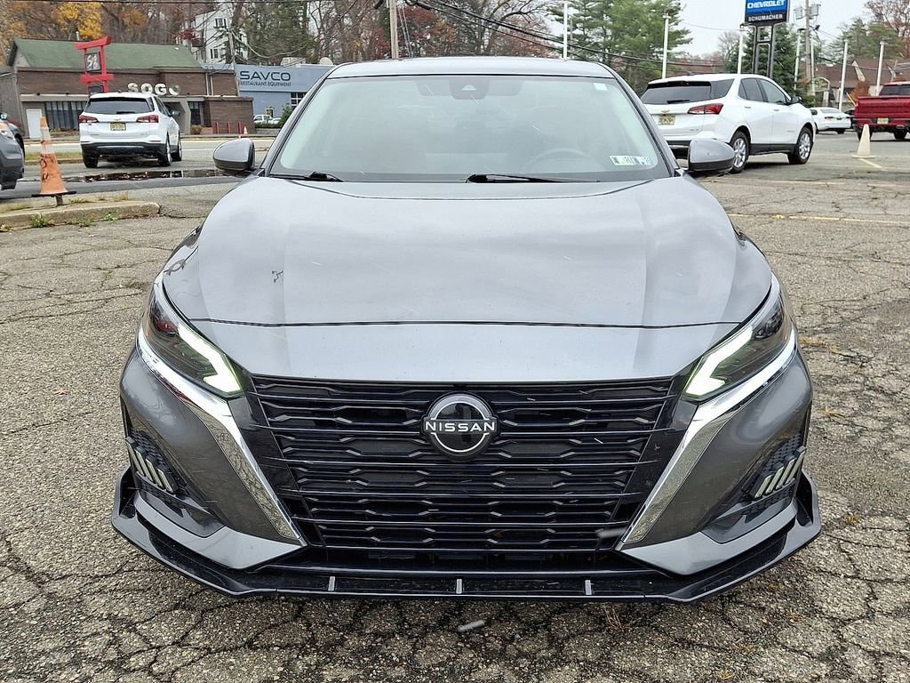 Used 2023 Nissan Altima SL FWD Sedan