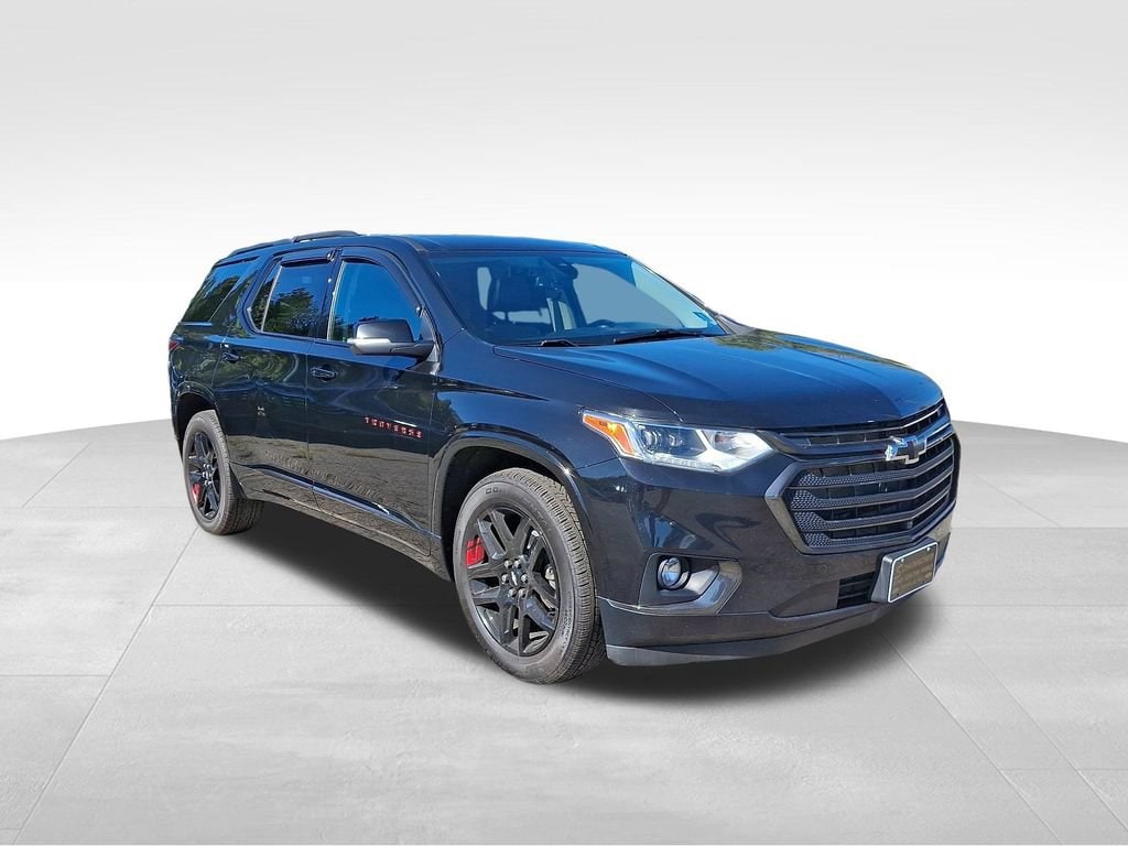 Used 2021 Chevrolet Traverse Premier SUV