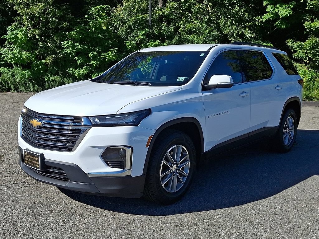 Used 2023 Chevrolet Traverse LT Cloth SUV