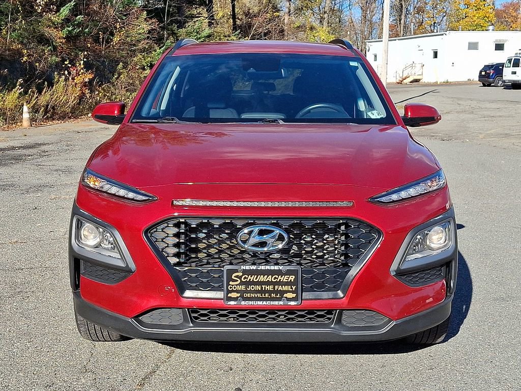 2021 Hyundai Kona SEL photo 2