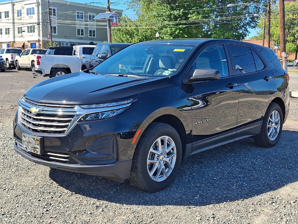 Used 2024 Chevrolet Equinox LS SUV