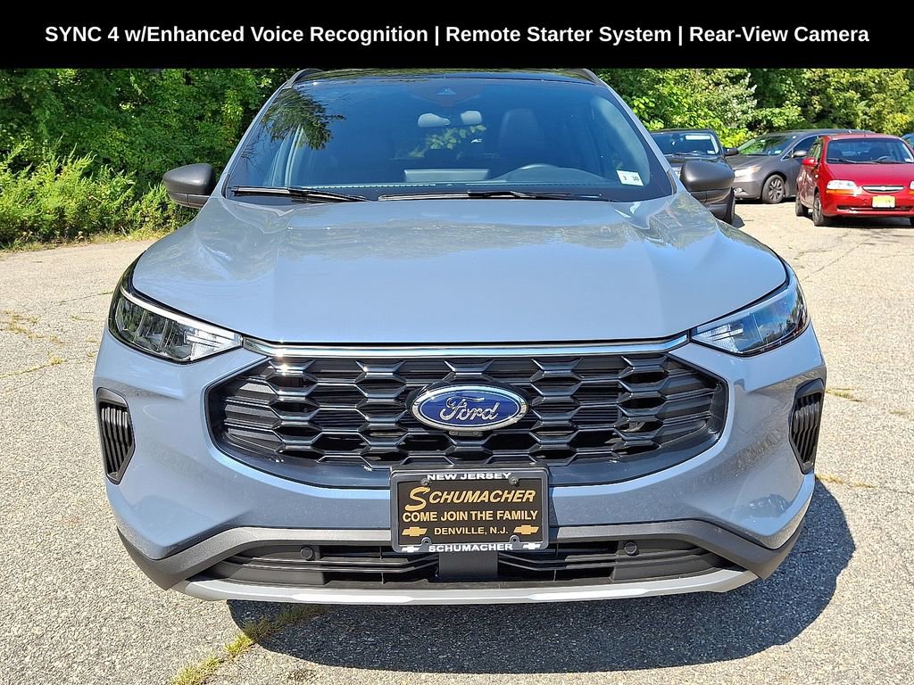 2025 Ford Escape ST-Line photo 2