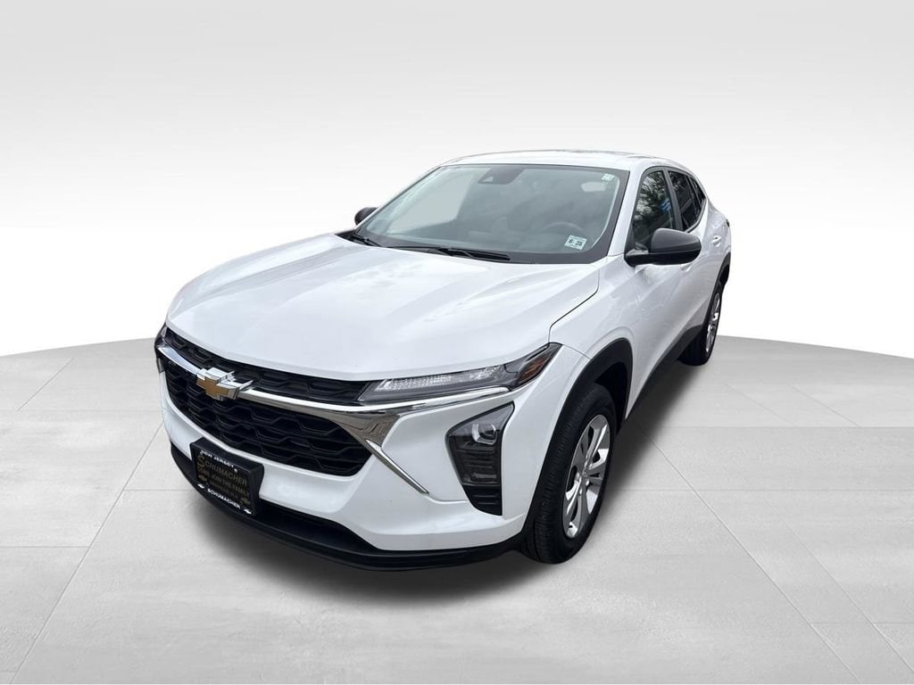 Used 2024 Chevrolet Trax LS SUV