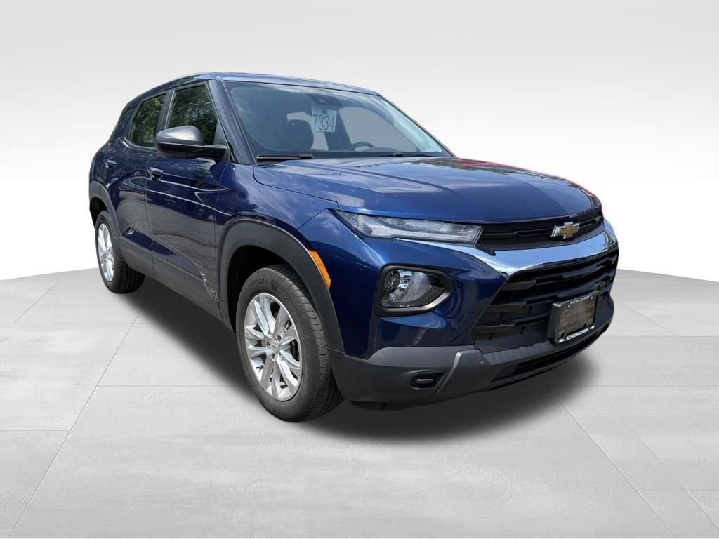 Used 2023 Chevrolet Trailblazer LS SUV