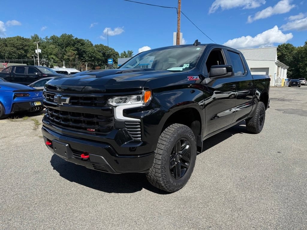 Used 2024 Chevrolet Silverado 1500 LT Trail Boss Truck Crew Cab