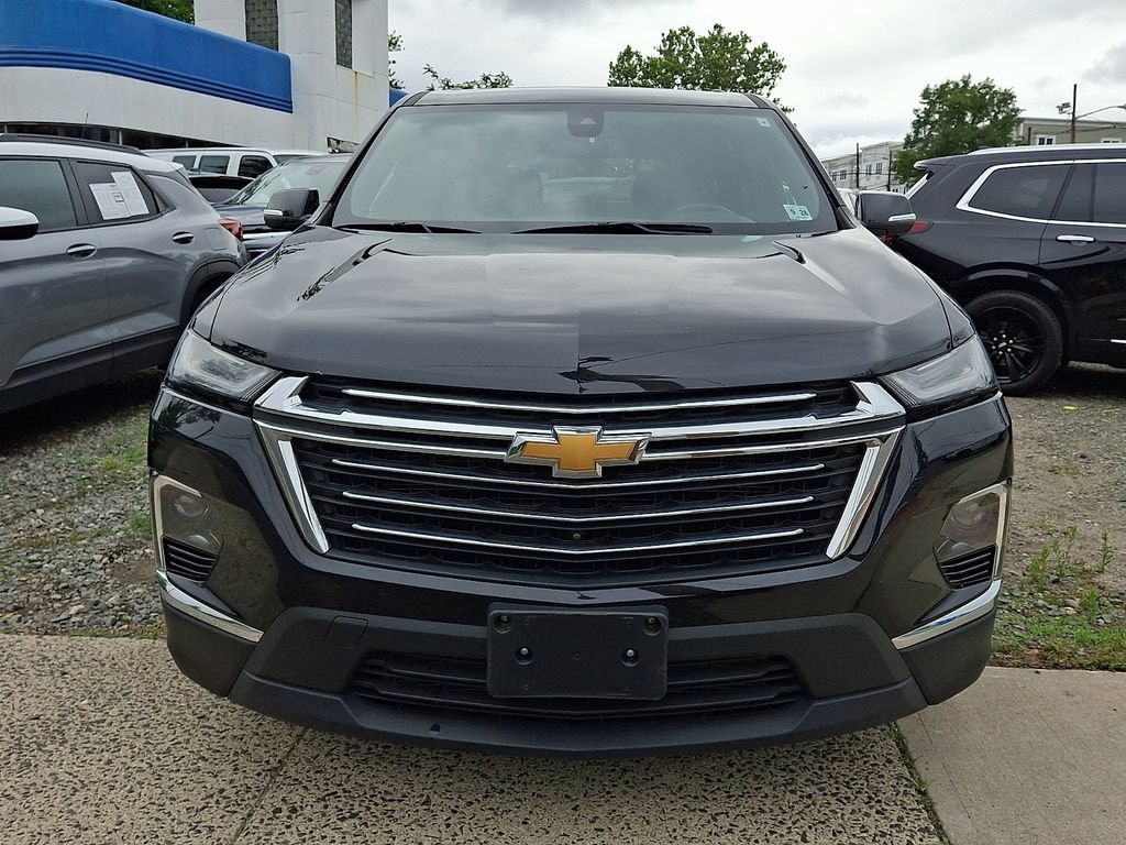 Used 2023 Chevrolet Traverse LT Leather SUV