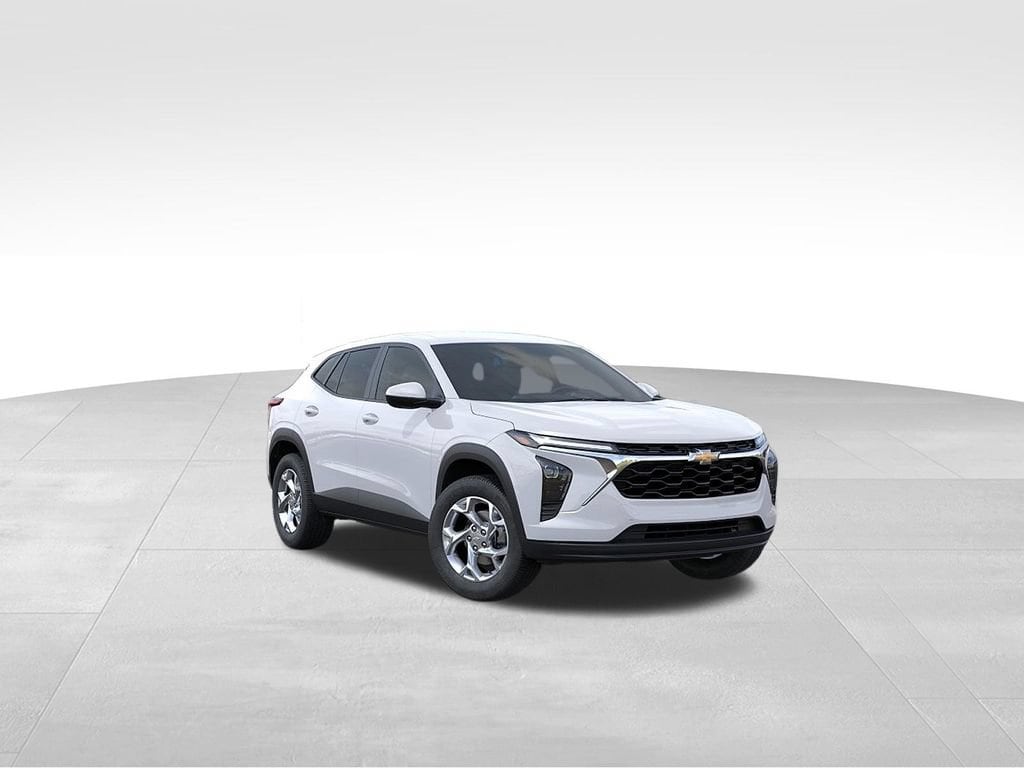 Used 2025 Chevrolet Trax LS SUV