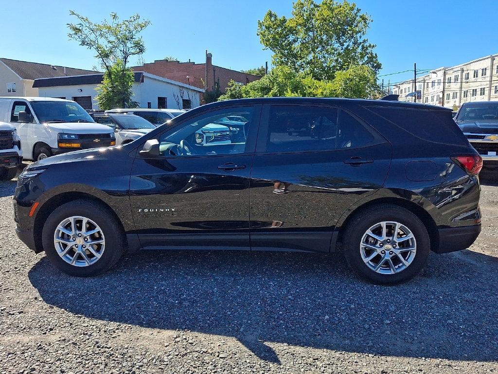 Used 2024 Chevrolet Equinox LS SUV