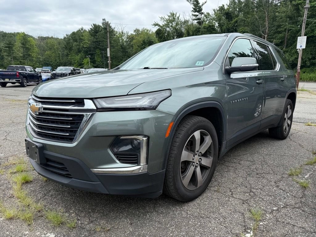 Used 2022 Chevrolet Traverse LT Leather SUV