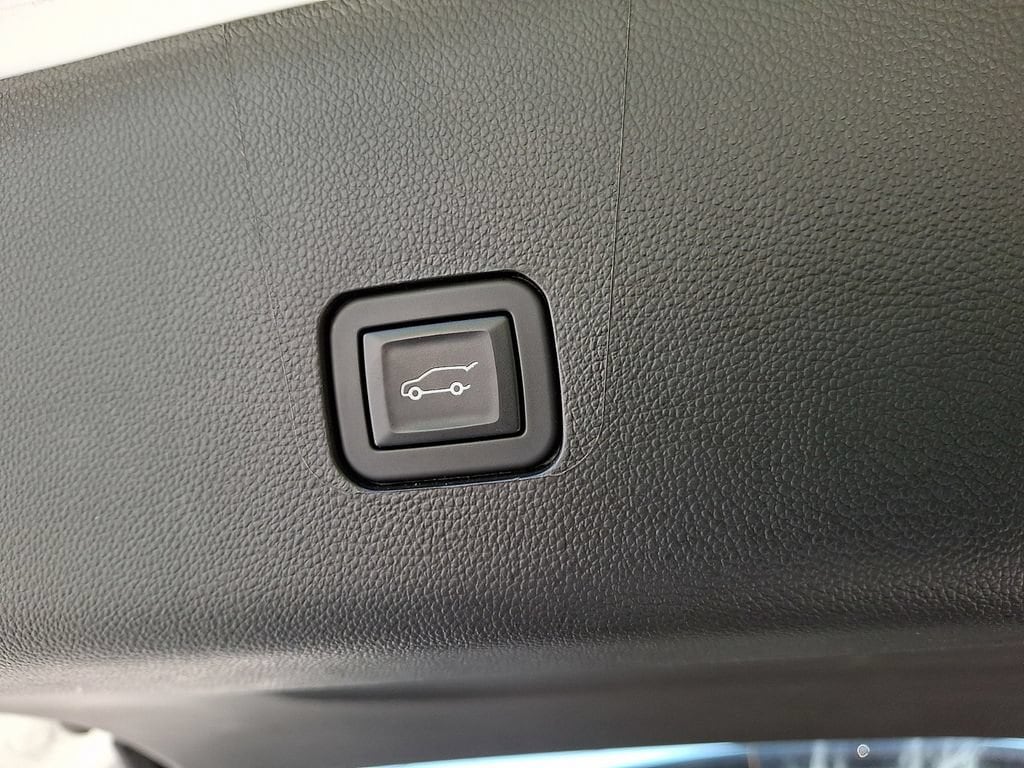 2023 Chevrolet Traverse 1LT - Photo 36