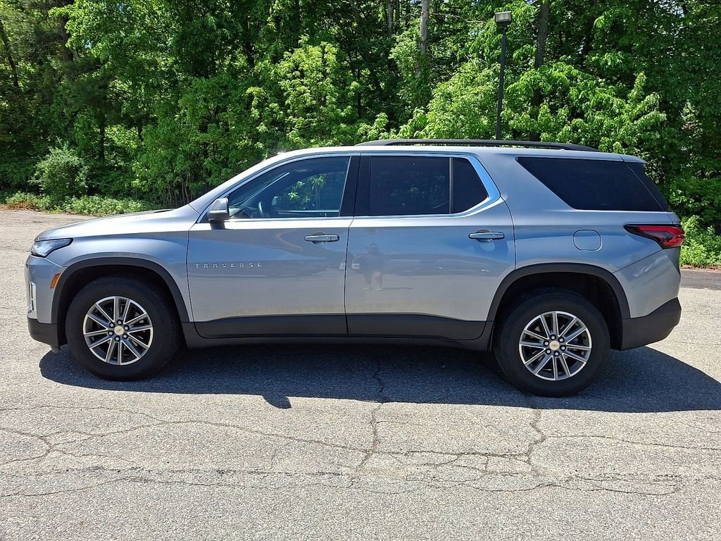 Used 2023 Chevrolet Traverse LT Leather SUV