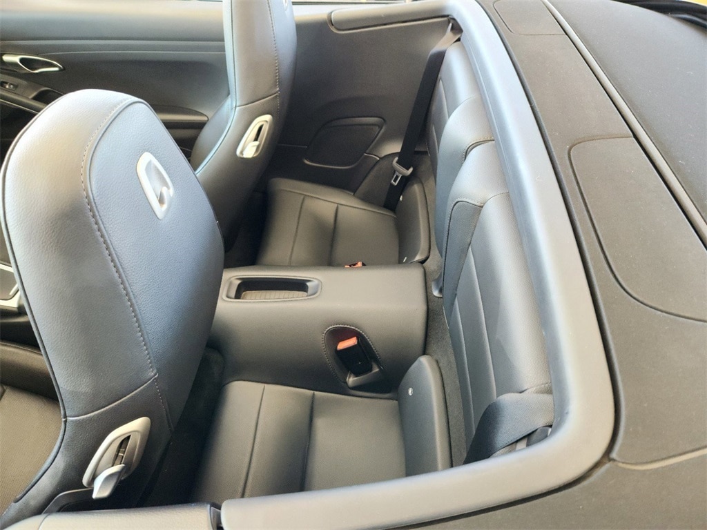 Image 9 of 2015 Porsche 911 Carrera 4S Convertible
