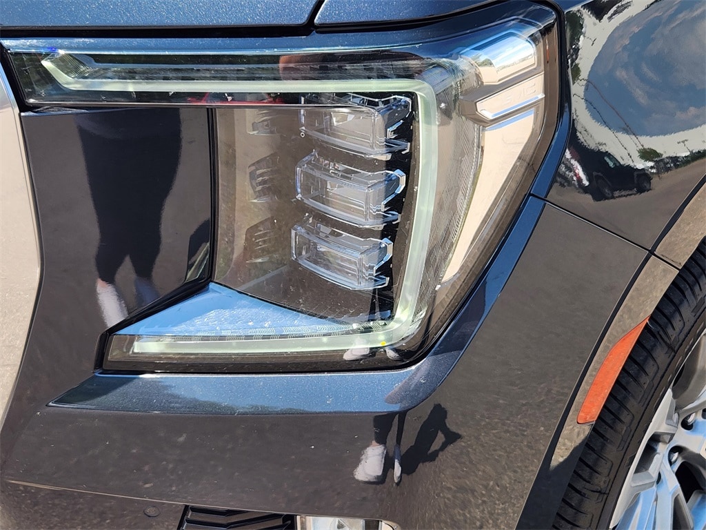 Image of 2021 GMC Yukon Denali SUV