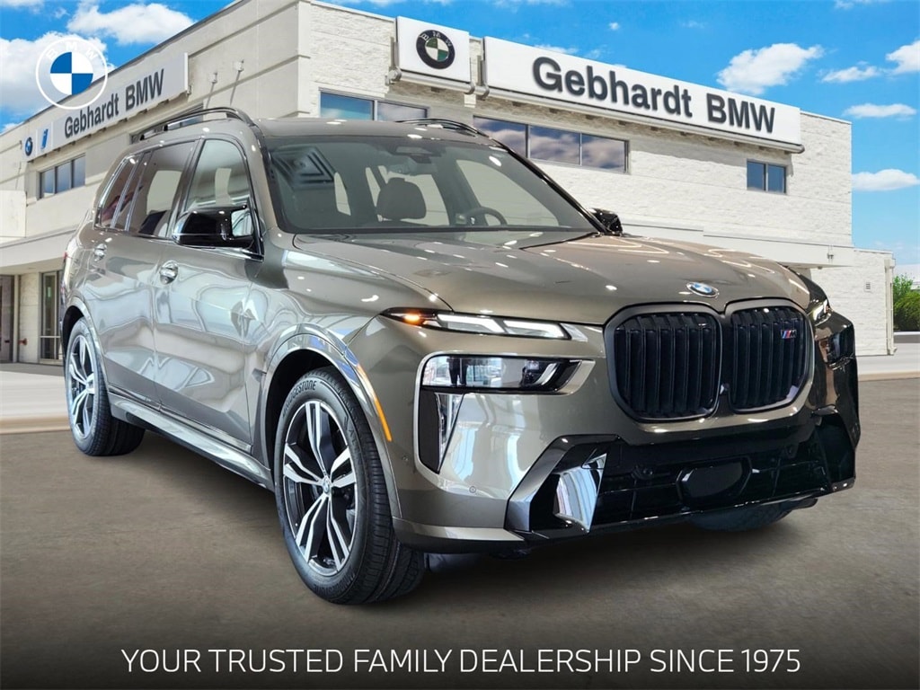 2025 BMW X7 M60i's photo