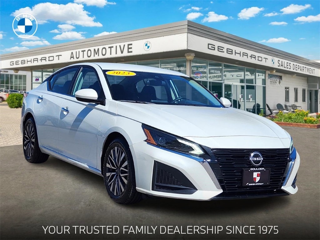 2023 Nissan Altima SV's photo