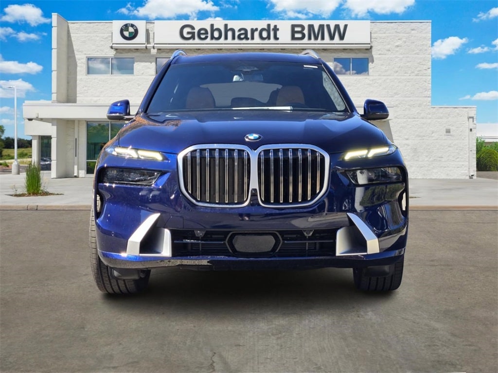 New 2026 BMW X7 xDrive40i SUV