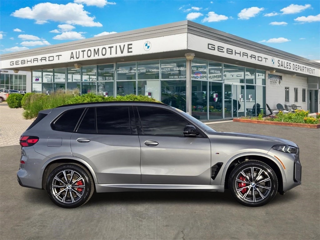 Image of 2025 BMW X5 M60i SUV