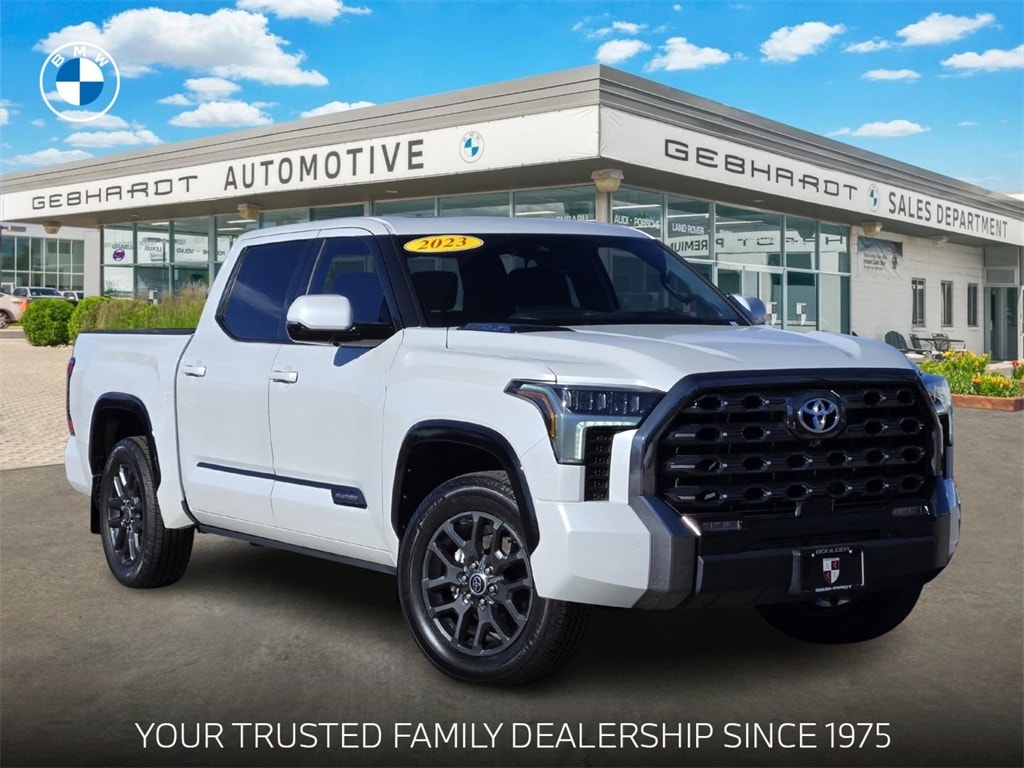 2023 Toyota Tundra Platinum's photo