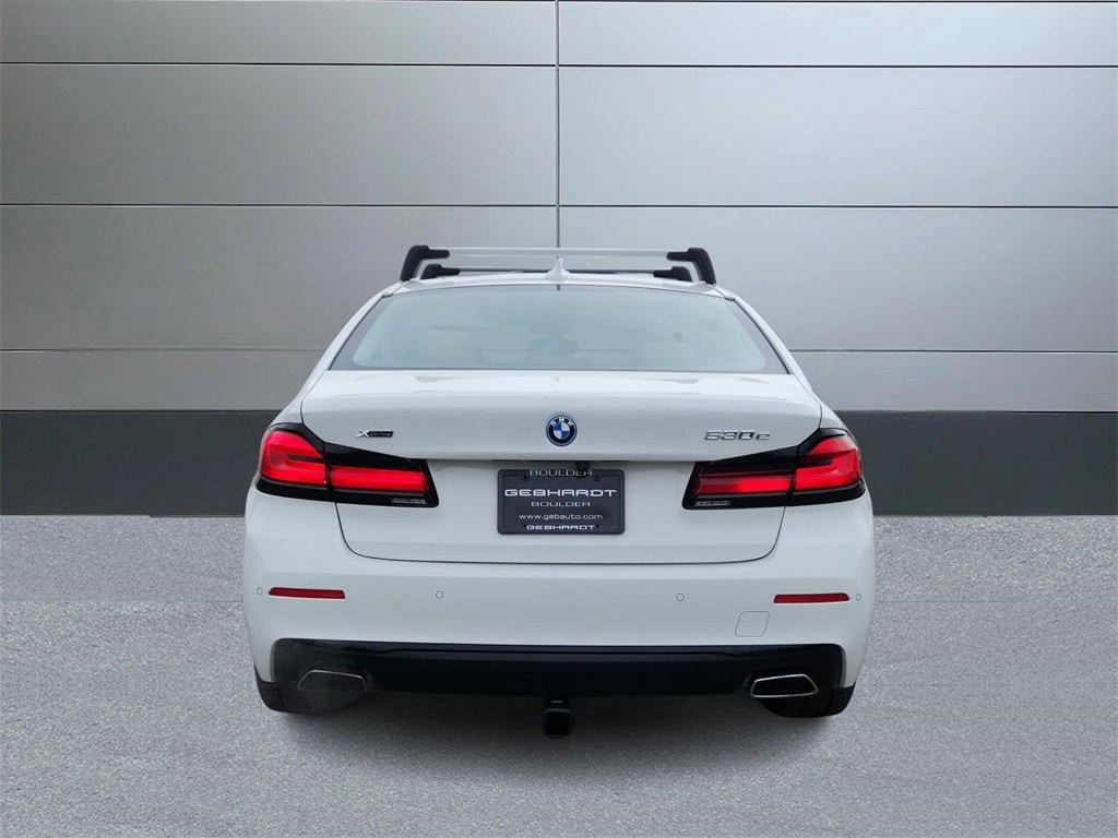 Image 6 of 2022 BMW 5 Series 530e Iperformance Sedan