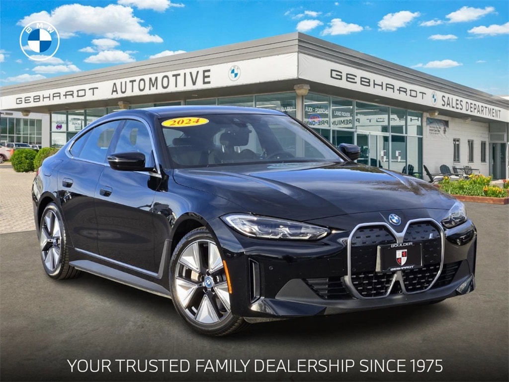 2024 BMW i4 40's photo