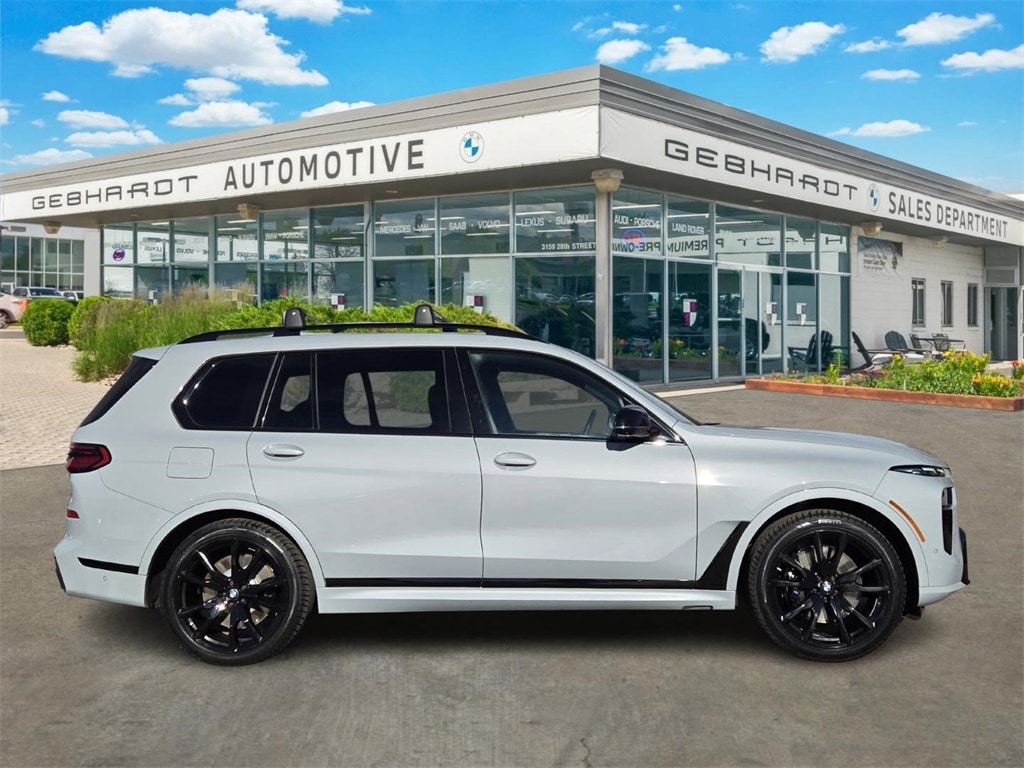 Image of 2024 BMW X7 M60i SUV