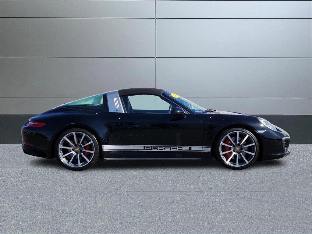 Image 2 of 2018 Porsche 911 Targa 4S Coupe