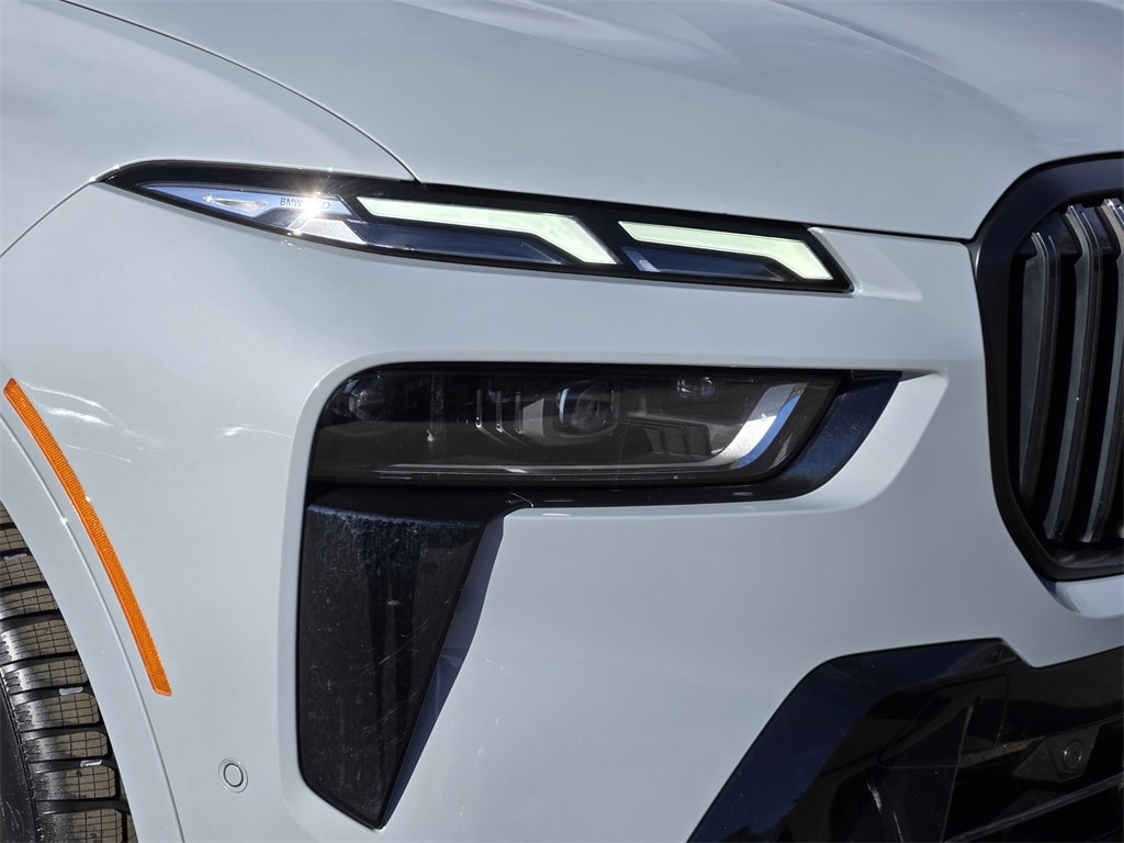 Image of 2024 BMW X7 M60i SUV