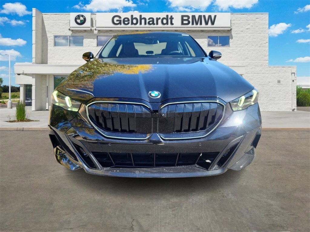 New 2026 BMW 5 Series 540i xDrive Sedan