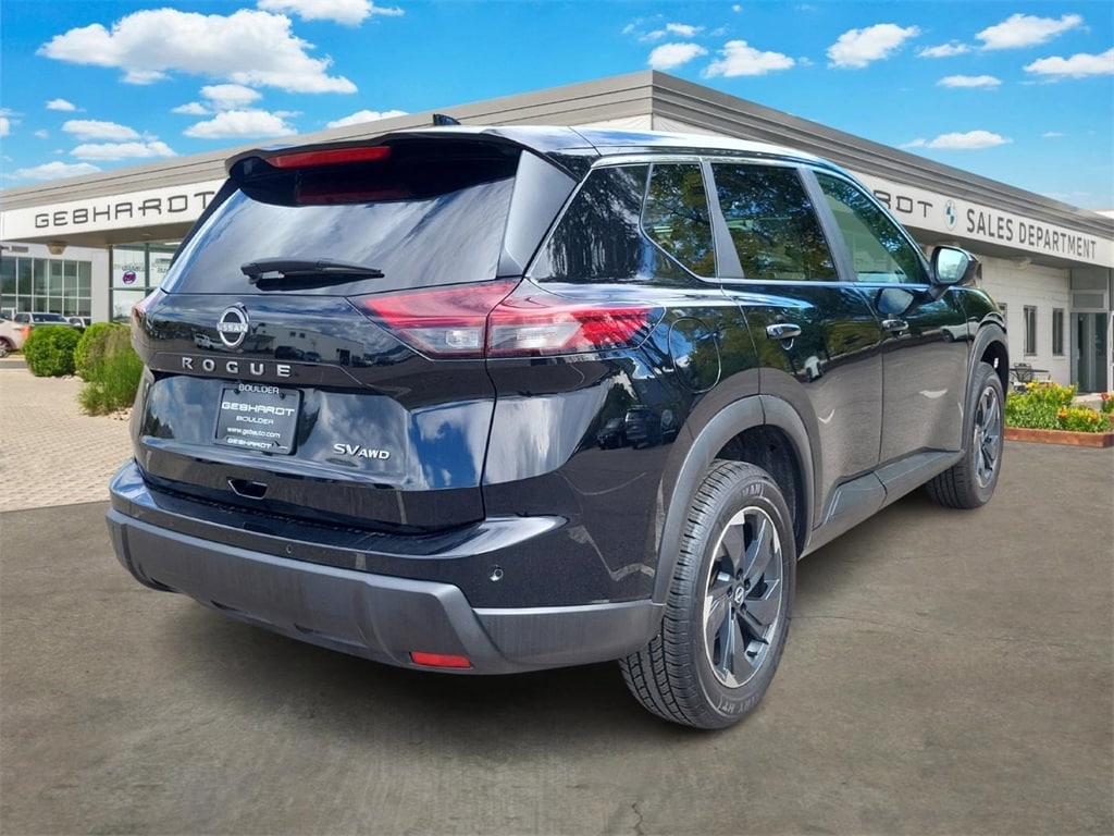 Used 2024 Nissan Rogue SV SUV